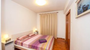Universitate-02-300x169